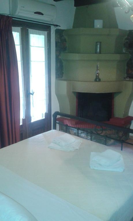 Traditional Guesthouse Archontoula Palaiós Panteleímonas Eksteriør bilde