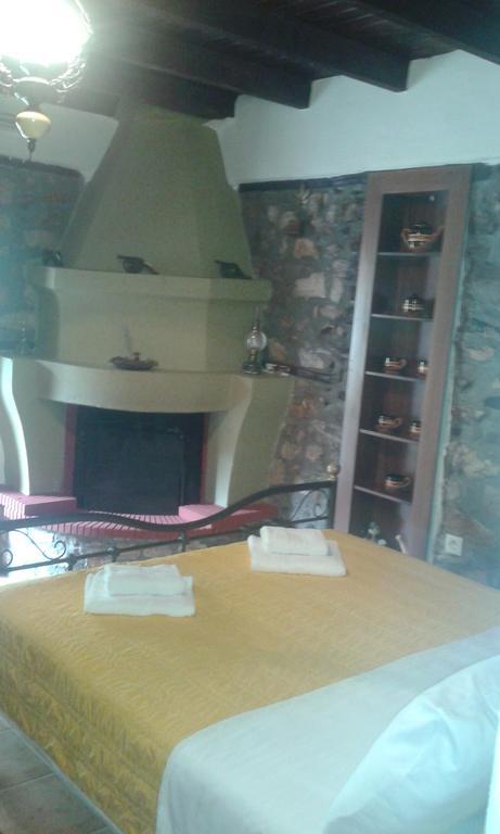 Traditional Guesthouse Archontoula Palaiós Panteleímonas Eksteriør bilde